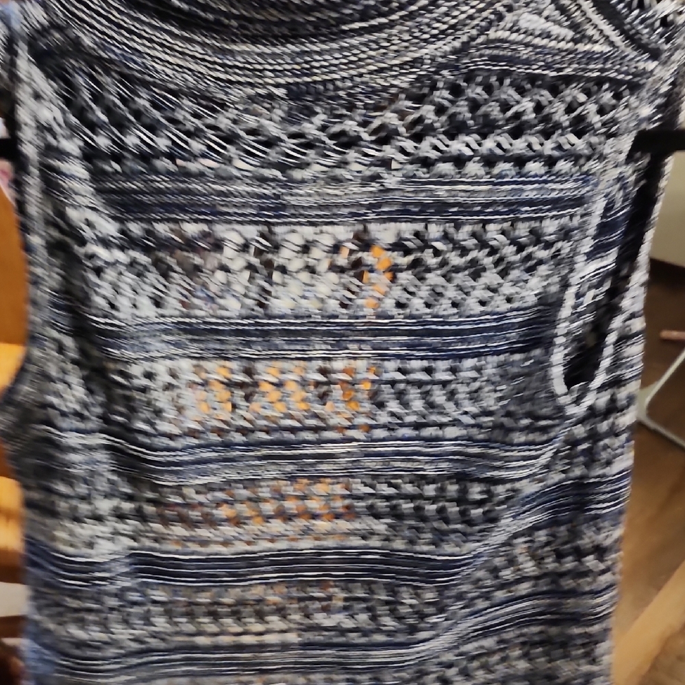 CB Established 1962 Knit Cardigan in Blue and White - Picture 7 of 7
